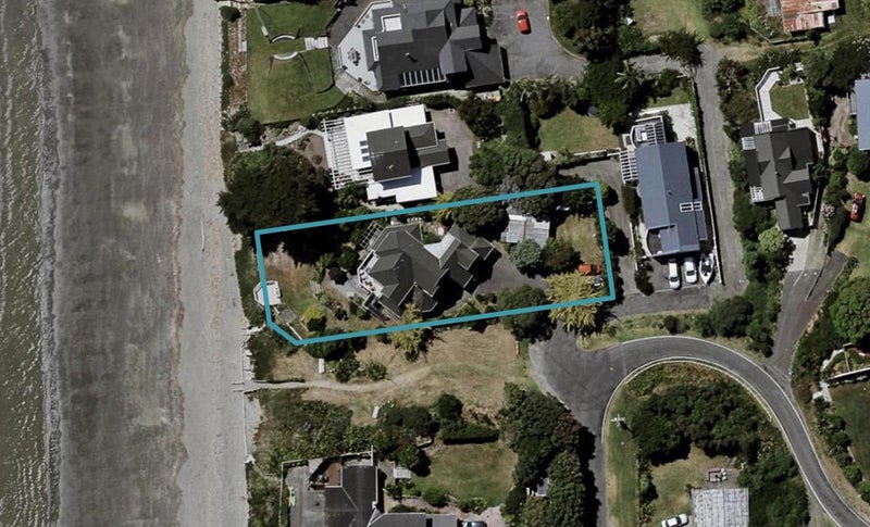 28 Kohutuhutu Road, Raumati Beach, Paraparaumu - Carousel 1