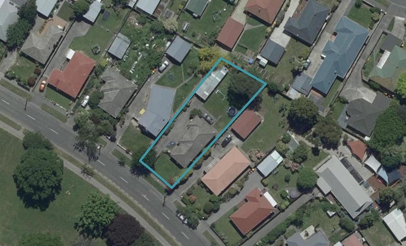 12 Isleworth Road, Bishopdale, Christchurch - Carousel 1