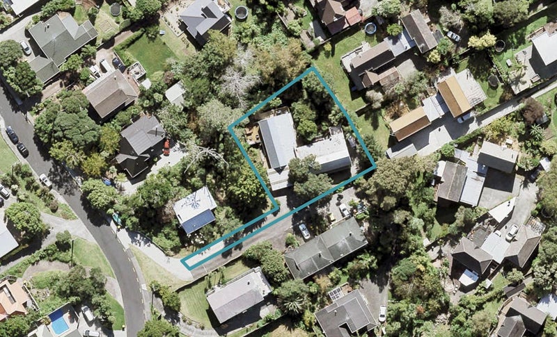 2/11 Long Bay Drive, Torbay, Auckland - Carousel 1