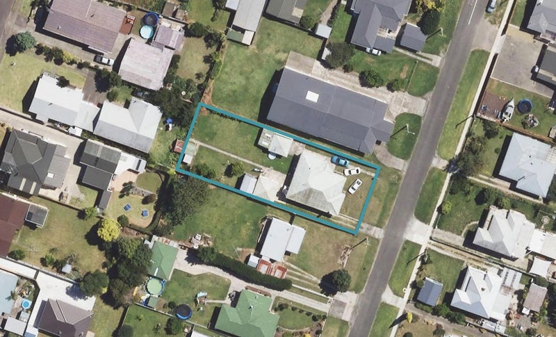 9 Waverley Street, Elgin, Gisborne - Carousel 1