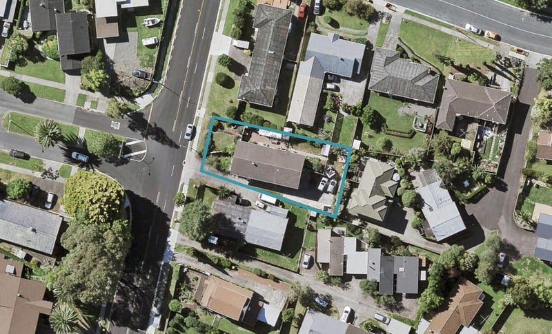 51 Glenmore Road, Sunnyhills, Auckland - Carousel 1