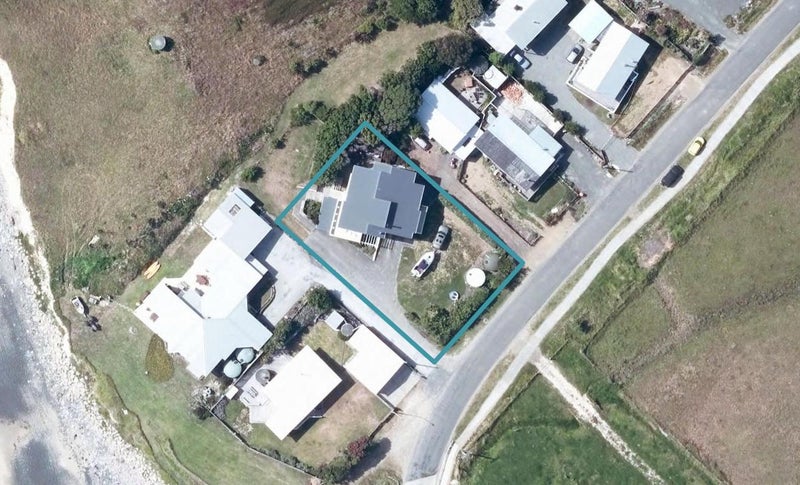 182 Newcastle Street, MAHIA, NUHAKA - Carousel 1
