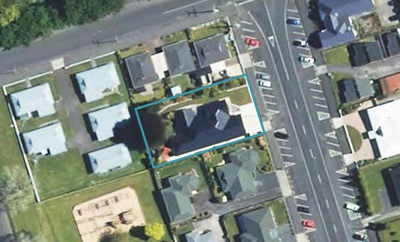 83 Miranda Street, Stratford - Carousel 1