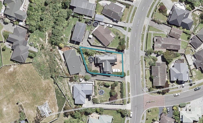 154 Tirohanga Road, Tirohanga, Lower Hutt - Carousel 1