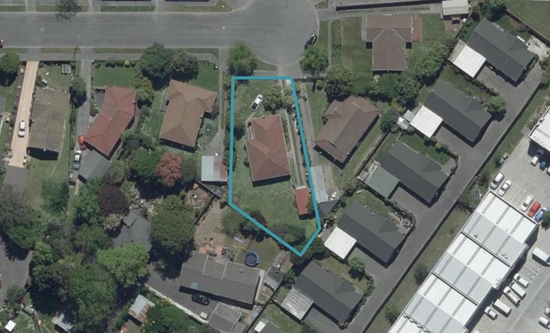 22 La Perouse Place, Northcote, Christchurch - Carousel 1