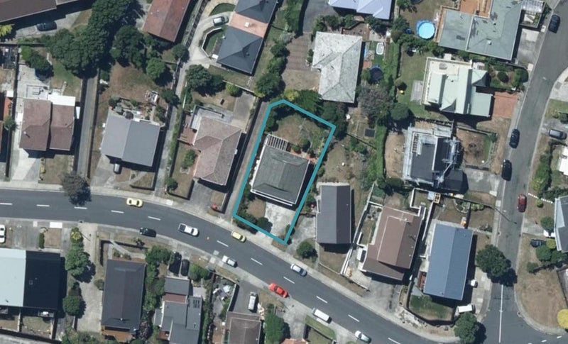 72 Pope Street, Camborne, Porirua - Carousel 1