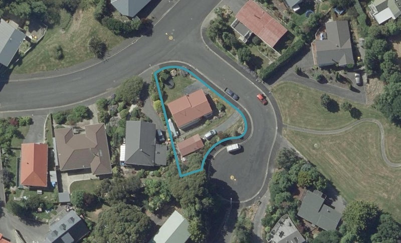 2 Cawdor Place, Waverley, Dunedin - Carousel 1
