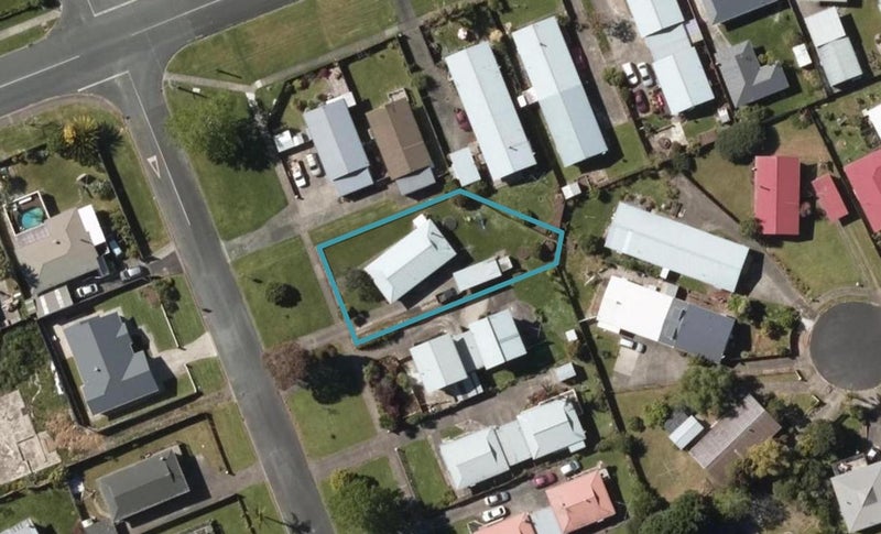 22 Cockburn Street, Onerahi, Whangarei - Carousel 1