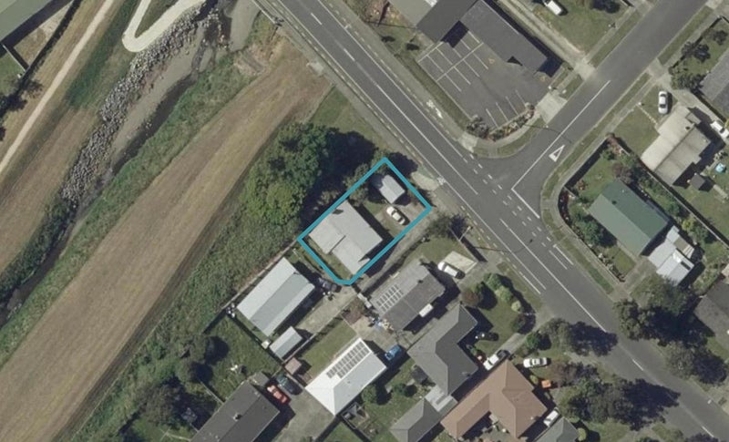 61 Highbury Avenue, Highbury, Palmerston North - Carousel 1