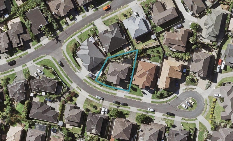 4 Dunoon Close, Flat Bush, Auckland - Carousel 1