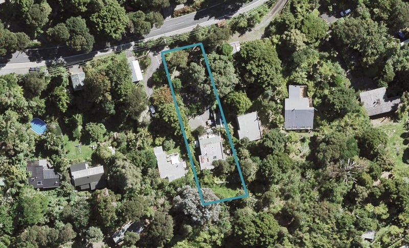 32 Laingholm Drive, Laingholm, Auckland - Carousel 1