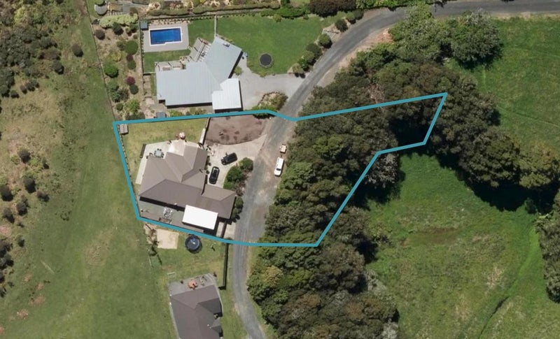 26 Angus Lane, Kamo, Whangarei - Carousel 1