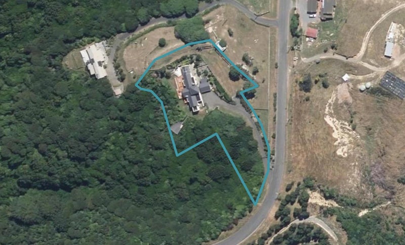 39 The Track, Plimmerton, Porirua - Carousel 1