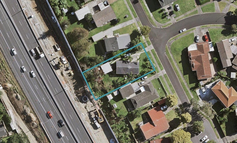 36 Balgowan Terrace, Conifer Grove, Takanini - Carousel 1