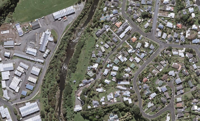 14 Gordon Street, Glen Avon, New Plymouth - Carousel 1