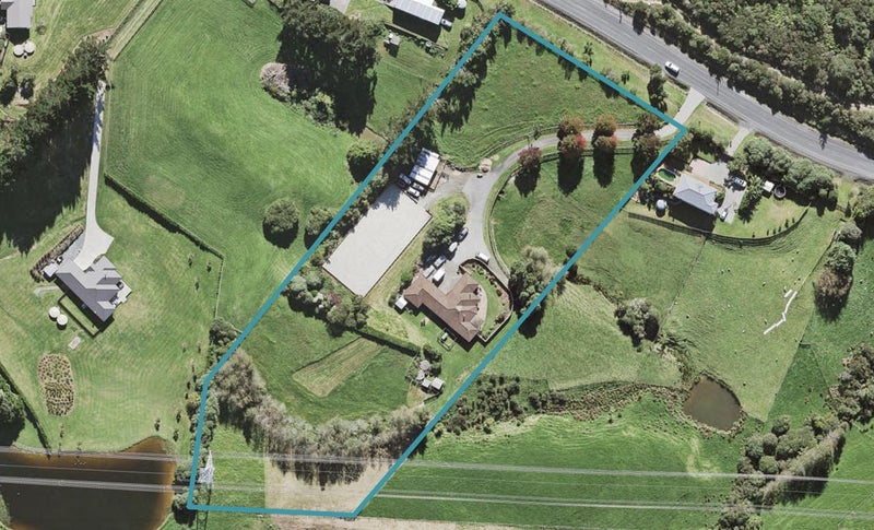 69 Deacon Road, Kumeu - Carousel 1