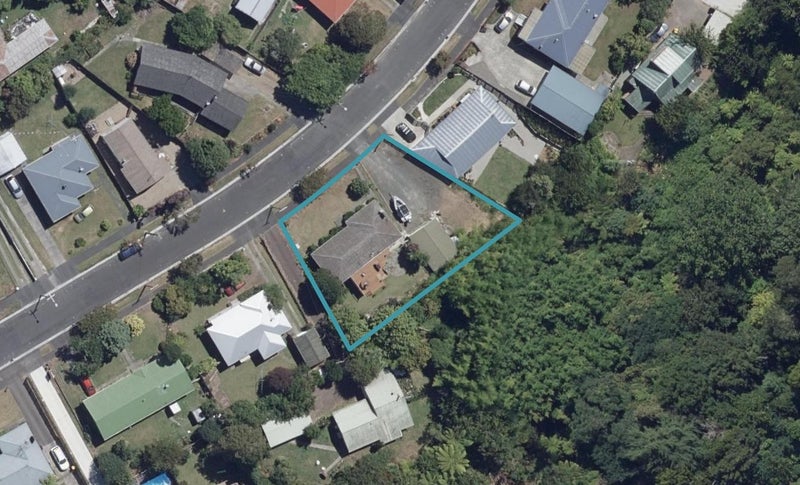28 Southsea Crescent, Silverdale, Hamilton - Carousel 1
