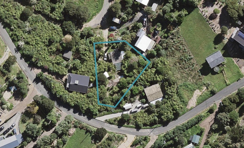 31 Eden Terrace, Onetangi, Waiheke Island - Carousel 1