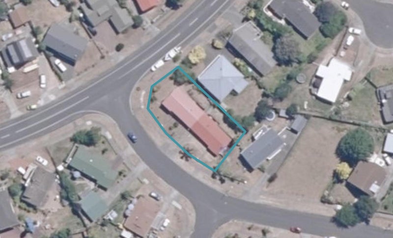 1/2 Victoria Street, Richmond Heights, Taupō - Carousel 1