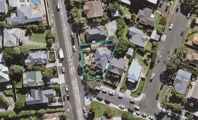 183 Queen Street, Northcote Point, Auckland - Carousel 1