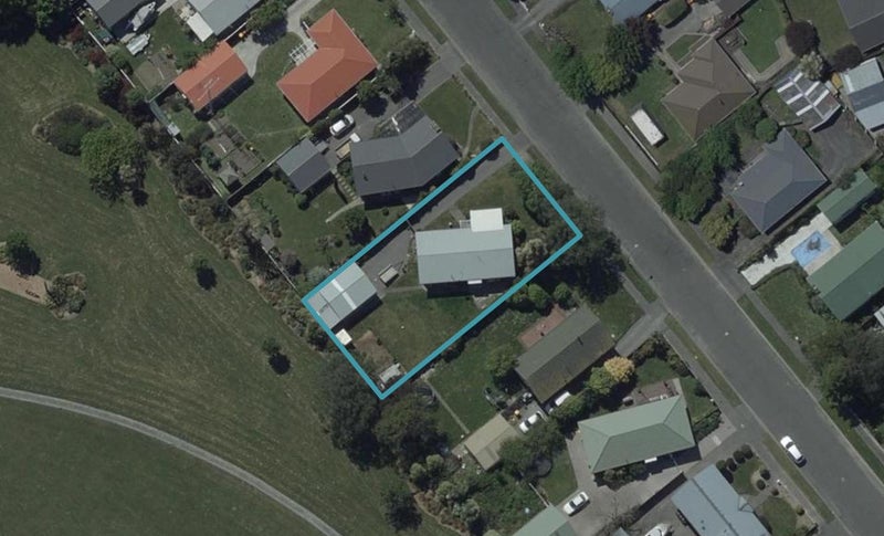 9 Harling Avenue, Hillmorton, Christchurch - Carousel 1