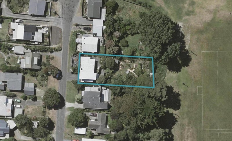 126 Renown Road, Raumati South, Paraparaumu - Carousel 1