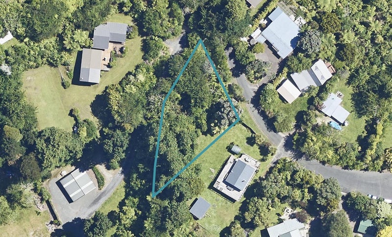 13 Ronald Road, Lake Tarawera, Rotorua - Carousel 1