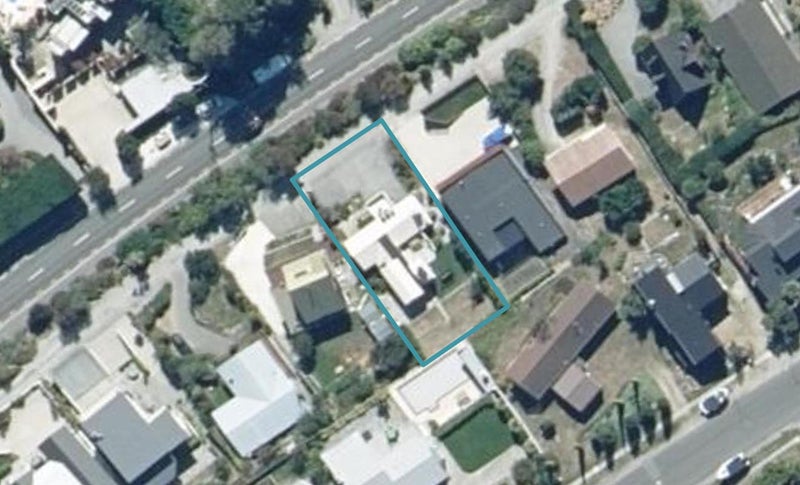 598 Peninsula Road, Kelvin Heights, Queenstown - Carousel 1