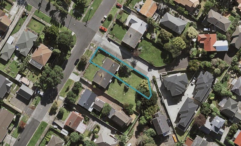 21A Ngatiawa Street, One Tree Hill, Auckland - Carousel 1