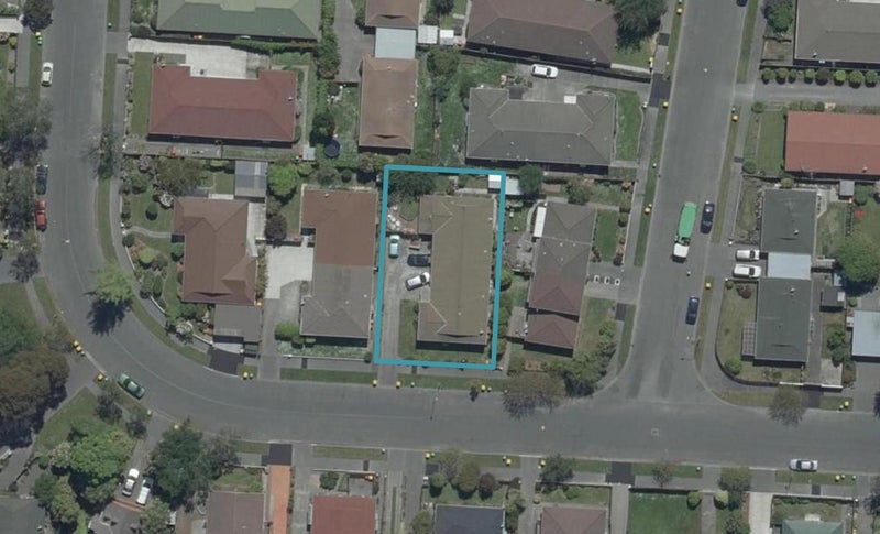20 Chipping Lane, Redwood, Christchurch - Carousel 1