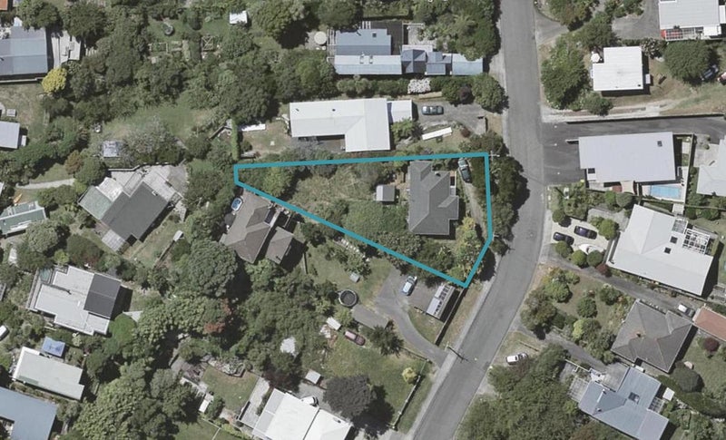 89 Glen Road, Raumati South, Paraparaumu - Carousel 1