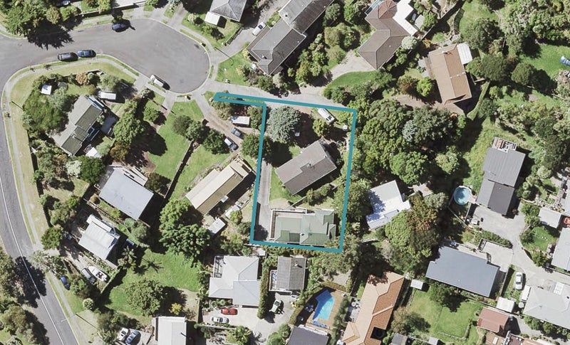 1/8 Louise Place, Browns Bay, Auckland - Carousel 1