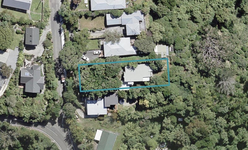 4 Foster Crescent, Belmont, Lower Hutt - Carousel 1