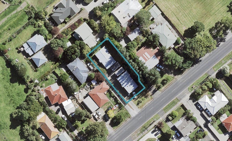 1/205 Henderson Valley Road, Henderson, Auckland - Carousel 1