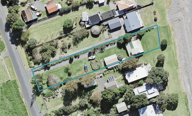 1688 East Coast Road, Pokeno - Carousel 1