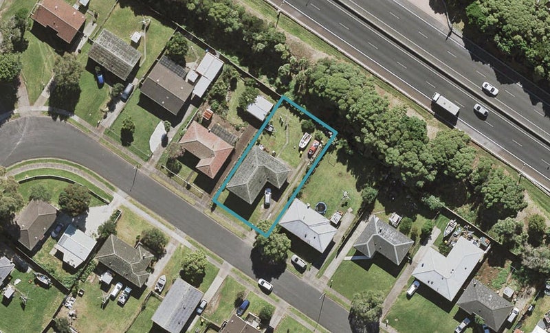 30 Chingford Close, Mangere, Auckland - Carousel 1