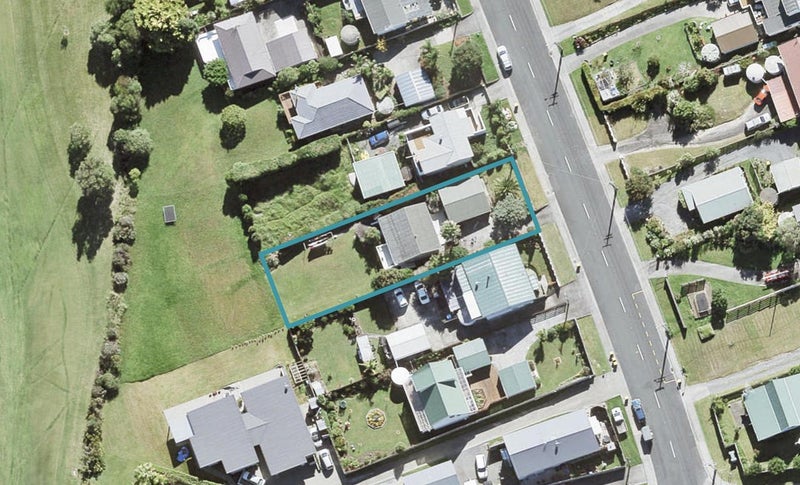 31 Shakespear Road, Army Bay, Whangaparaoa - Carousel 1