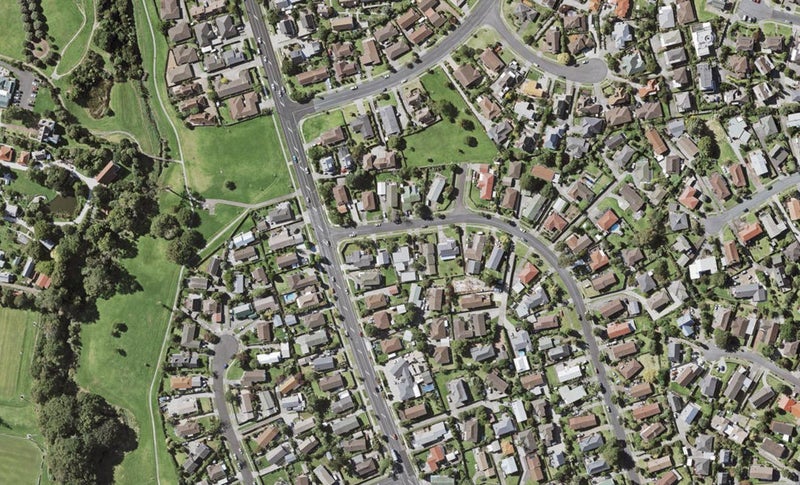 60A Lewisham Street, Highland Park, Auckland - Carousel 1