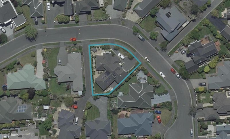 16 Lexington Place, Shirley, Christchurch - Carousel 1