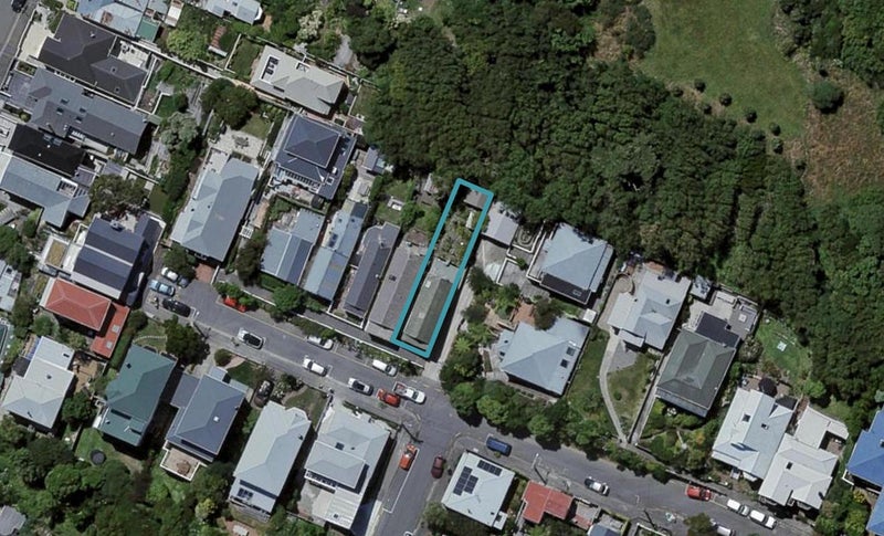 13 Stafford Street, Mount Victoria, Wellington - Carousel 1