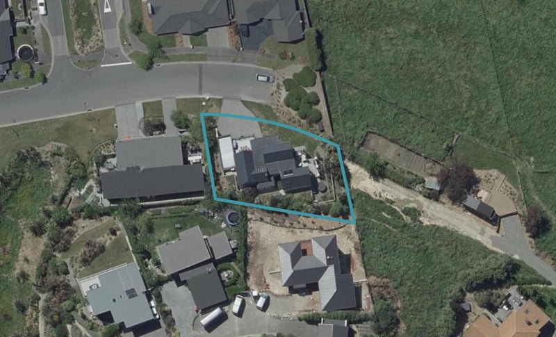 40 Pentonville Close, Westmorland, Christchurch - Carousel 1