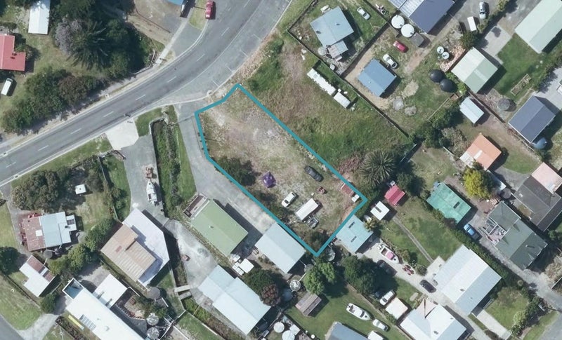 135 Newcastle Street, MAHIA, NUHAKA - Carousel 1