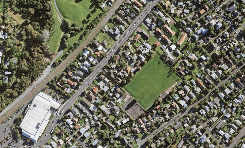 2/1130 New North Road, Mount Albert, Auckland - Carousel 1