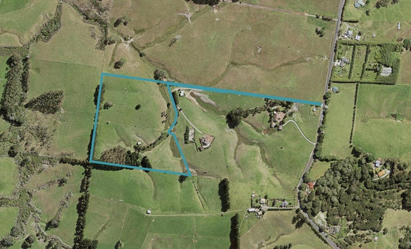 256 Red Hills Road, Massey, Auckland - Carousel 1