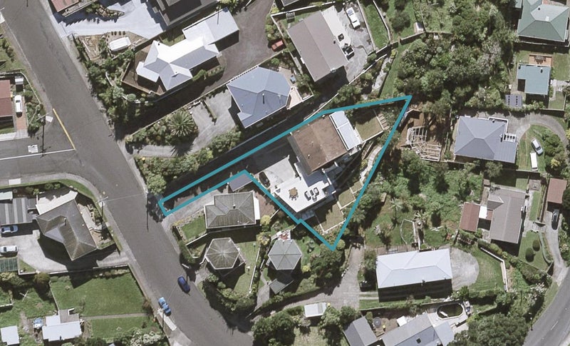 1/4 Scott Street, Moturoa, New Plymouth - Carousel 1