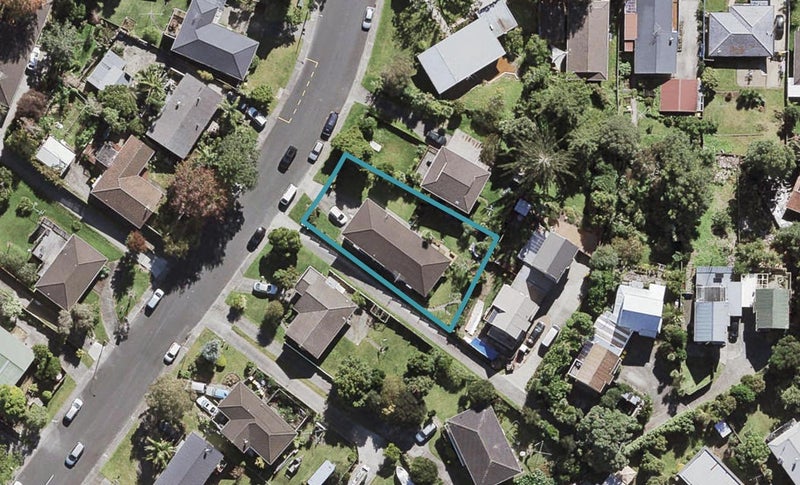 1/18 Tamahere Drive, Glenfield, Auckland - Carousel 1