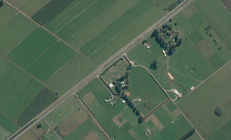 588 Holland Road, Eureka - Carousel 1