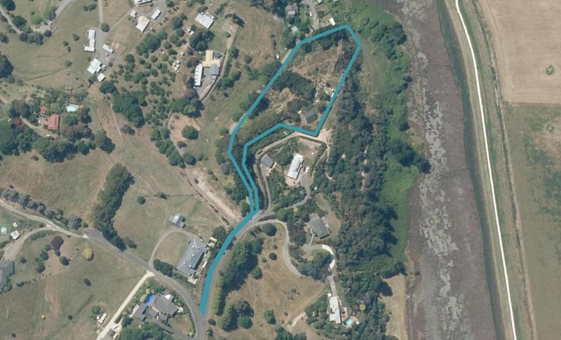 66 Nilgiri Road, Poraiti, Napier - Carousel 1