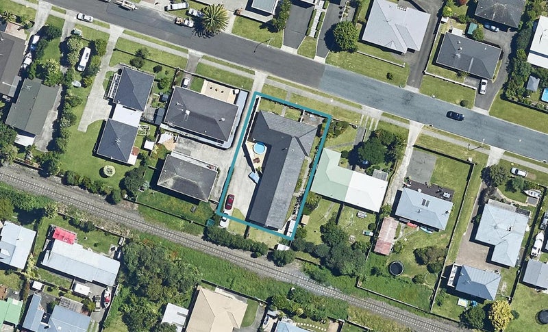 28 Kulim Avenue, Otumoetai, Tauranga - Carousel 1