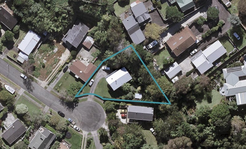 31 Ambury Place, Merrilands, New Plymouth - Carousel 1